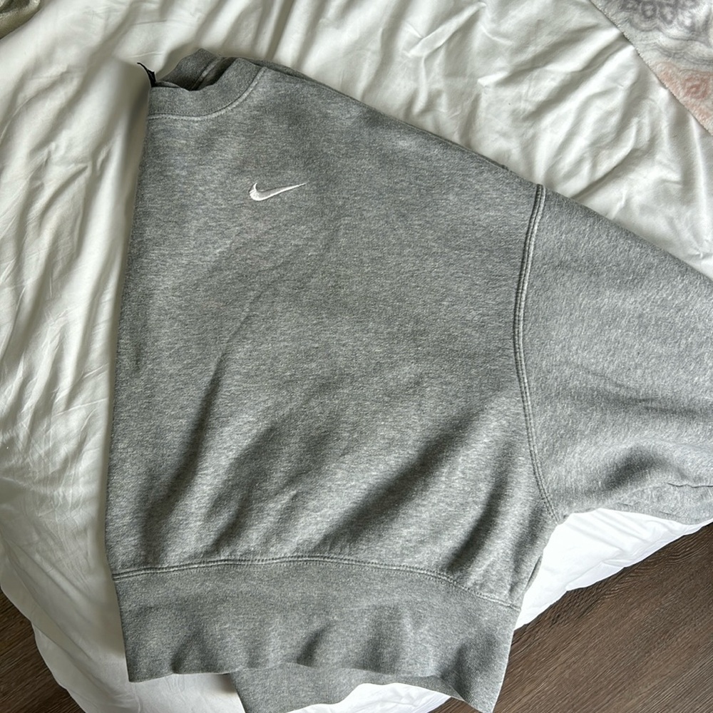 Medium Length Cropped Nike Sweatshirt